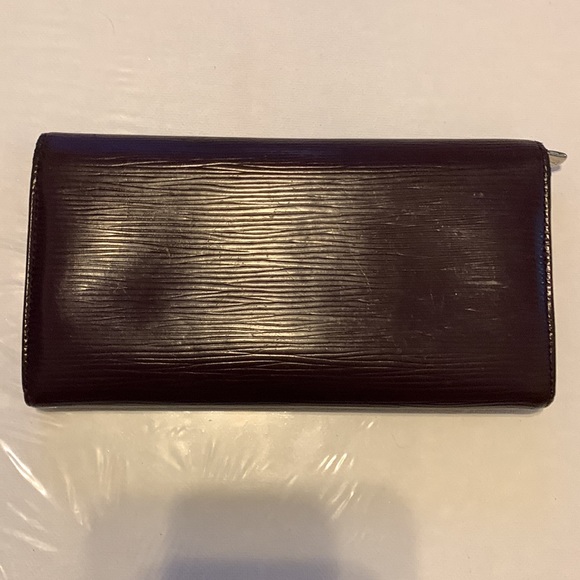 Louis Vuitton Epi long wallet - Picture 2 of 15